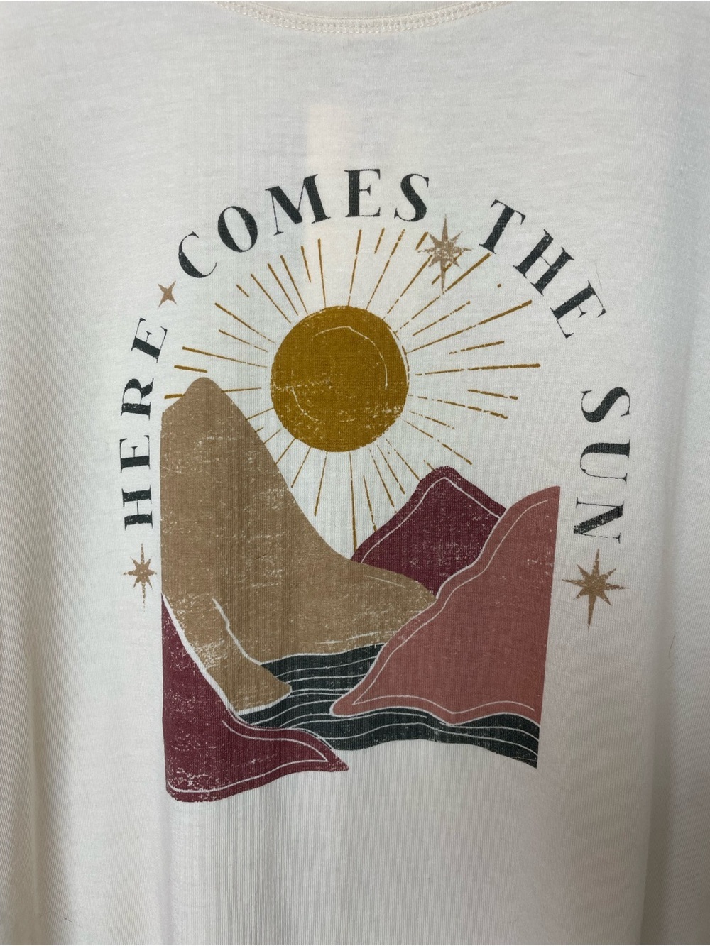 Bnwt! Mia Joy Joyfolie Cream Top with Colorful Sunset Graphic Size XL - Picture 2 of 9